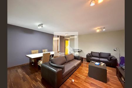 Sala  de apartamento à venda com 3 quartos, 180m² em Campo Belo, São Paulo