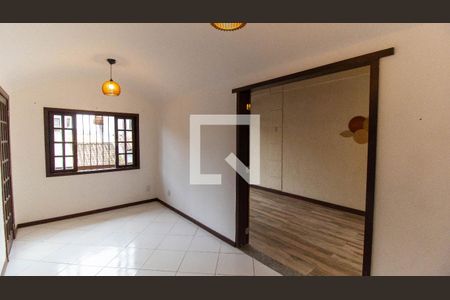 Casa de Condomínio à venda com 2 quartos, 120m² em Sapê, Niterói