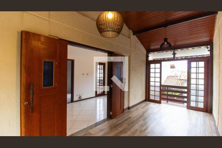 Casa de Condomínio à venda com 2 quartos, 120m² em Sapê, Niterói