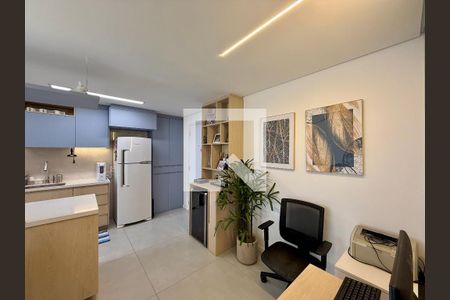 Sala de apartamento à venda com 2 quartos, 90m² em Santo Amaro, São Paulo