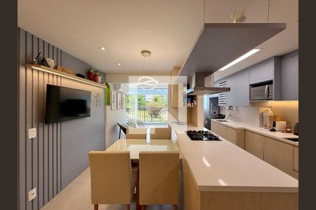 Sala de apartamento à venda com 2 quartos, 90m² em Santo Amaro, São Paulo