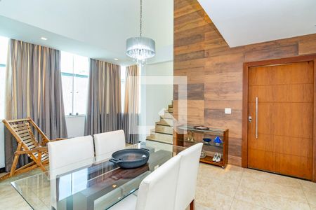 Sala 1 de casa à venda com 3 quartos, 246m² em Alto Caiçaras, Belo Horizonte