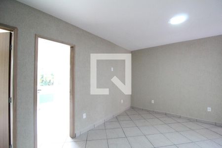 Sala de casa à venda com 2 quartos, 100m² em Taquara, Rio de Janeiro