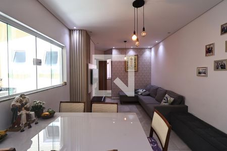 Sala de apartamento à venda com 2 quartos, 64m² em Campestre, Santo André