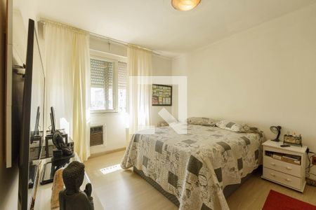 Quarto 1 de apartamento à venda com 2 quartos, 97m² em Vila Ipiranga, Porto Alegre