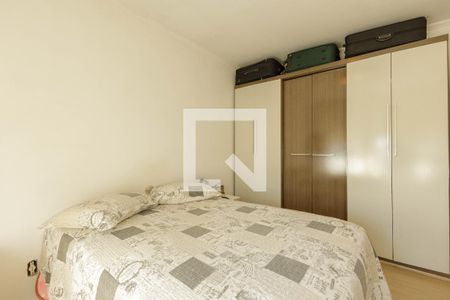 Quarto 1 de apartamento à venda com 2 quartos, 97m² em Vila Ipiranga, Porto Alegre