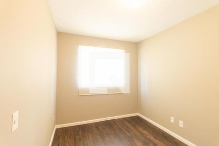 Quarto 2 de apartamento para alugar com 2 quartos, 51m² em Jardim Claudia, Pinhais