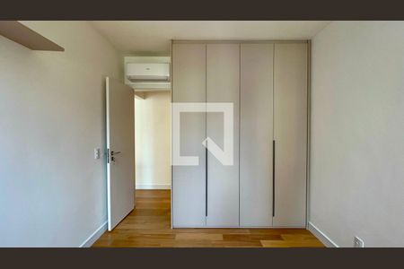 Quarto de apartamento à venda com 2 quartos, 96m² em Cerqueira César, São Paulo