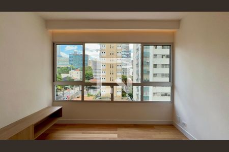 Sala de apartamento à venda com 2 quartos, 96m² em Cerqueira César, São Paulo