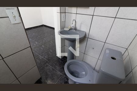 Banheiro da Suíte de casa para alugar com 1 quarto, 34m² em Vila Buenos Aires, São Paulo