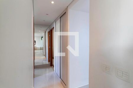 Corredor de apartamento à venda com 3 quartos, 84m² em Castelo, Belo Horizonte