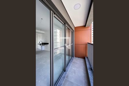 Varanda da Sala/Quarto de kitnet/studio à venda com 1 quarto, 30m² em Liberdade, São Paulo