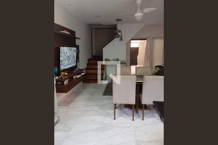 Casa à venda com 3 quartos, 180m² em Jacarepaguá, Rio de Janeiro