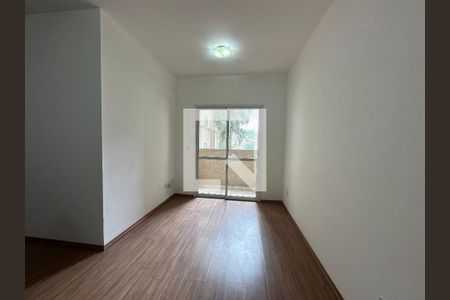 Sala de apartamento para alugar com 3 quartos, 71m² em Nucleo Residencial Celia Mota, Barueri