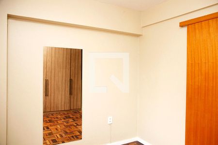 Quarto 2 de apartamento à venda com 2 quartos, 60m² em Jardim Botânico, Porto Alegre