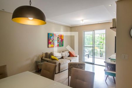 Sala  de apartamento à venda com 4 quartos, 105m² em Jardim Tupanci, Barueri