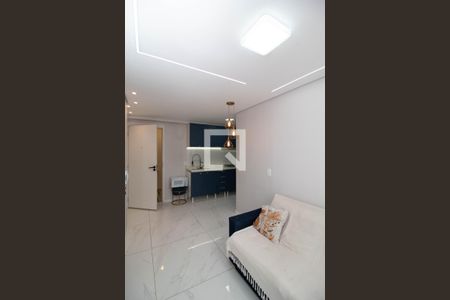Sala de apartamento à venda com 2 quartos, 37m² em Vila das Bandeiras, Guarulhos
