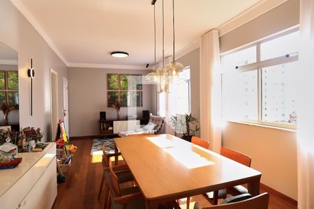 Apartamento para alugar com 3 quartos, 155m² em Santa Efigênia, Belo Horizonte