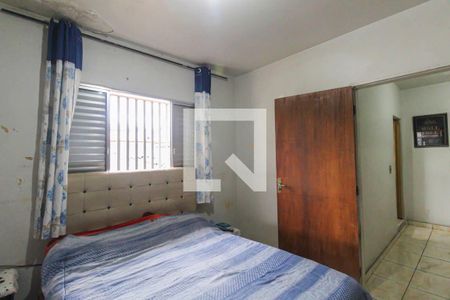 Casa à venda com 3 quartos, 100m² em Jardim Adutora, São Paulo
