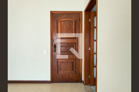 Entrada de apartamento à venda com 2 quartos, 68m² em Vila Isabel, Rio de Janeiro