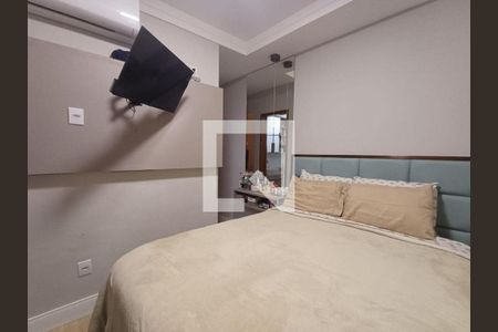 Casa à venda com 3 quartos, 155m² em Vila Carrão, São Paulo