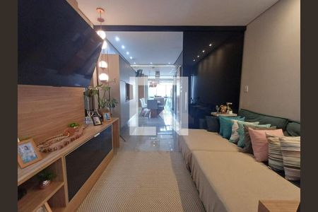 Casa à venda com 3 quartos, 155m² em Vila Carrão, São Paulo