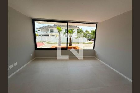 Casa à venda com 5 quartos, 715m² em Barra da Tijuca, Rio de Janeiro