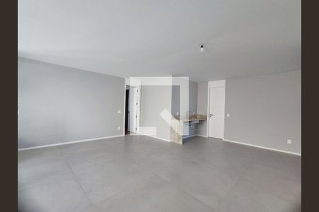 Casa à venda com 5 quartos, 715m² em Barra da Tijuca, Rio de Janeiro