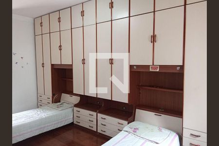 Casa à venda com 4 quartos, 280m² em Vila Pauliceia, São Paulo