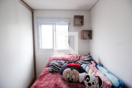 Quarto de apartamento à venda com 2 quartos, 58m² em Jardim Henriqueta, Taboão da Serra