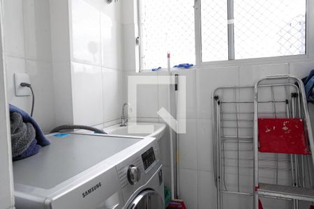 Cozinha e Área de Serviço de apartamento à venda com 2 quartos, 55m² em Jardim Guanabara, Belo Horizonte