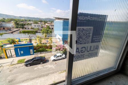 Plaquinha de apartamento para alugar com 2 quartos, 42m² em Inhoaíba, Rio de Janeiro