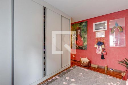 Casa à venda com 4 quartos, 396m² em Jardim dos Estados, São Paulo