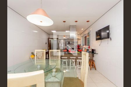 Casa à venda com 3 quartos, 150m² em Vila Libanesa, São Paulo