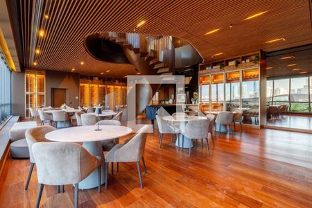 Apartamento à venda com 3 quartos, 325m² em Jardim Fonte do Morumbi, São Paulo