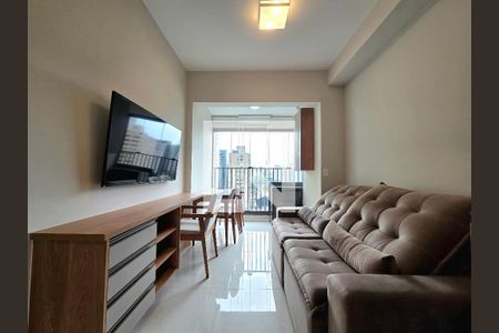 Sala/Cozinha de apartamento para alugar com 1 quarto, 29m² em Indianópolis, São Paulo