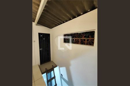 Casa à venda com 3 quartos, 235m² em Jardim Martini, São Paulo