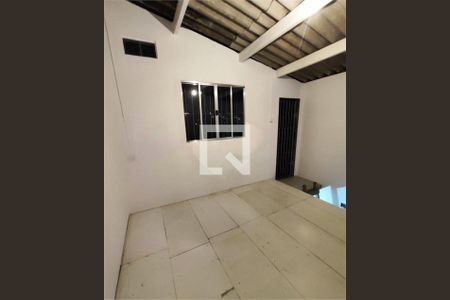 Casa à venda com 3 quartos, 235m² em Jardim Martini, São Paulo