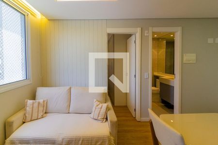 Sala de apartamento para alugar com 2 quartos, 34m² em Santo Amaro, São Paulo