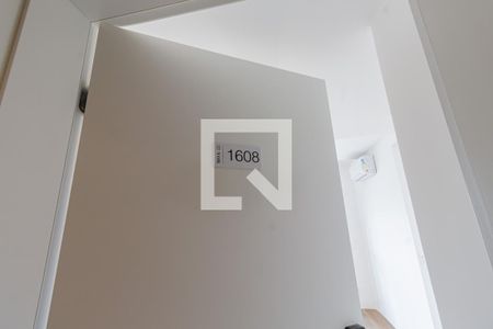 Porta de apartamento para alugar com 1 quarto, 49m² em Planalto Paulista, São Paulo