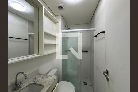 Banheiro de apartamento à venda com 1 quarto, 26m² em Bethaville I, Barueri