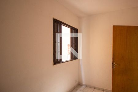 Quarto 1 de casa para alugar com 1 quarto, 45m² em Parque Pinheiros, Taboão da Serra