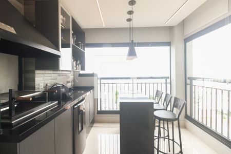 Varanda Gourmet  de apartamento à venda com 2 quartos, 68m² em Parque São Jorge, São Paulo