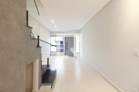 Casa à venda com 3 quartos, 140m² em Vila Santa Isabel, São Paulo
