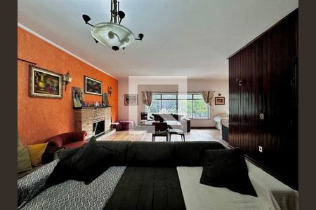 Casa à venda com 5 quartos, 331m² em Chácara Monte Alegre, São Paulo