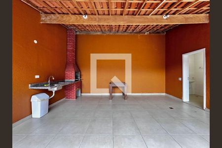 Casa à venda com 5 quartos, 331m² em Chácara Monte Alegre, São Paulo