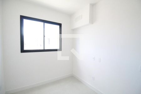 Quarto 1 de apartamento para alugar com 2 quartos, 45m² em Barra Olímpica, Rio de Janeiro