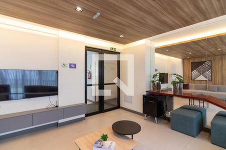 TV Lounge de kitnet/studio à venda com 1 quarto, 32m² em Vila Olímpia, São Paulo