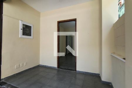 Sala de casa de condomínio para alugar com 3 quartos, 100m² em Anil, Rio de Janeiro