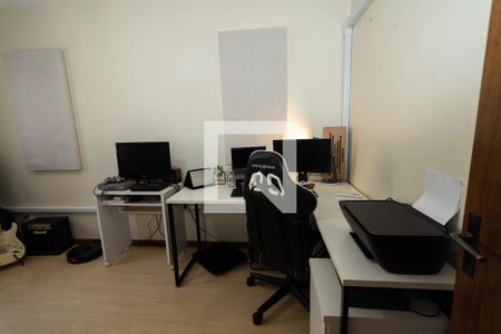 Quarto 1 de apartamento à venda com 2 quartos, 79m² em Jardim Itu, Porto Alegre